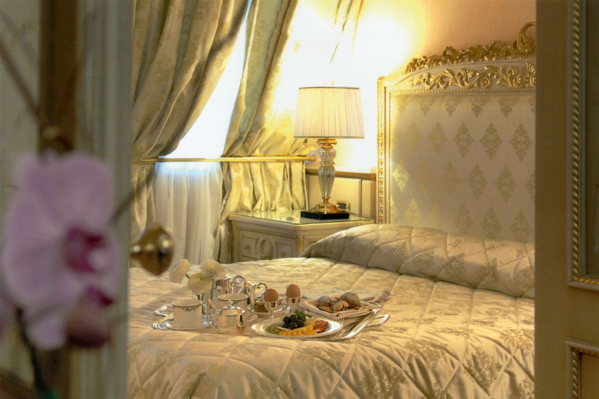 Suite deluxe Hotel Andreola central Milán Suite deluxe Hotel Andreola central Milán
