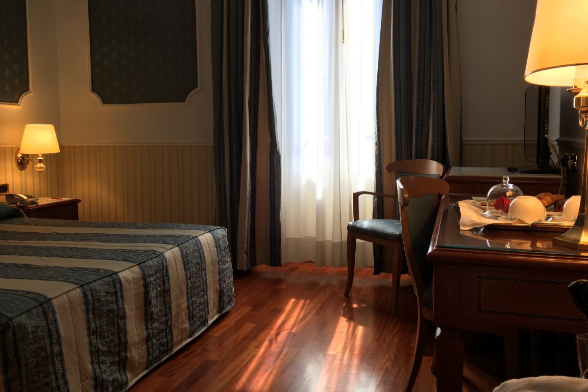 Habitación doble uso individual Hotel Andreola central Milán Habitación doble uso individual Hotel Andreola central Milán
