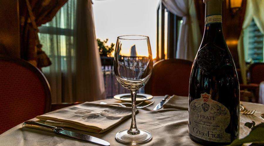 Restaurante Stradivari Hotel Andreola central Milán Restaurante Stradivari Hotel Andreola central Milán