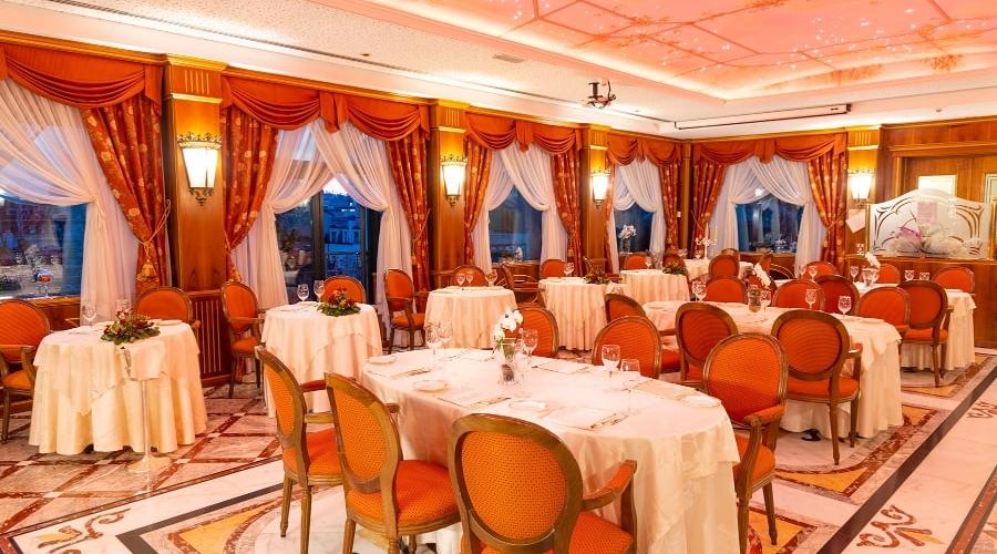 Restaurante Stradivari Hotel Andreola central Milán Restaurante Stradivari Hotel Andreola central Milán
