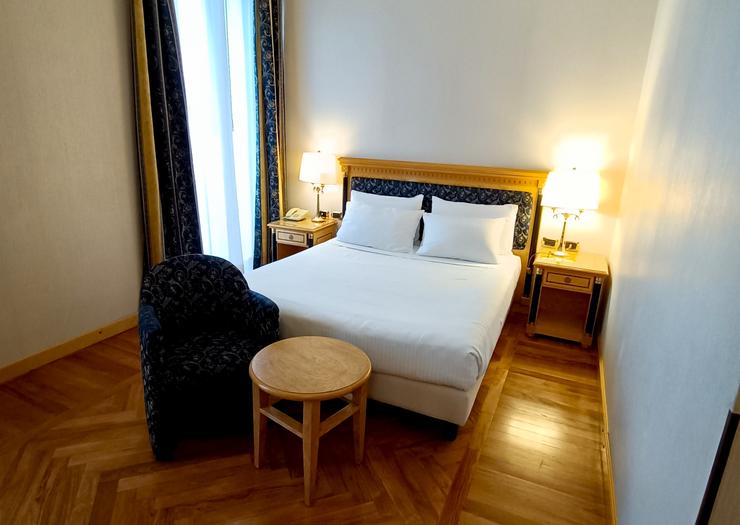 HABITACIÓN DOBLE SUPERIOR USO INDIVIDUAL Hotel Andreola central Milán HABITACIÓN DOBLE SUPERIOR USO INDIVIDUAL Hotel Andreola central Milán